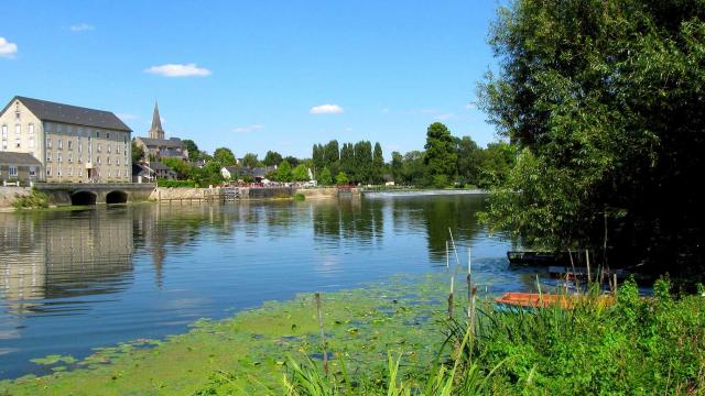 2-chateauneuf-sur-sarthe-maine-et-loire.jpg