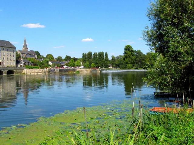 2-chateauneuf-sur-sarthe-maine-et-loire.jpg