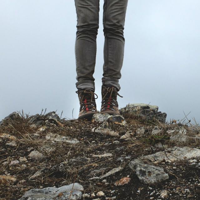 hiking-boots-455754-1920.jpg