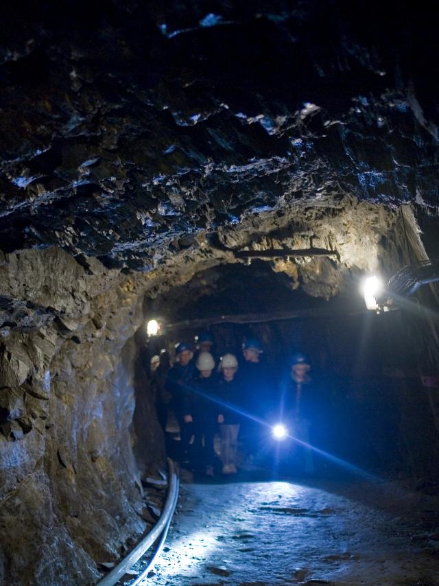 La Mine Bleue Visite Guidée Dans Une Ancienne Mine D'ardoise